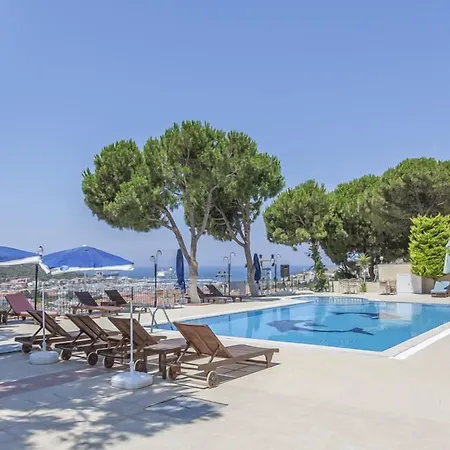 ホテル My Solmaz 3*