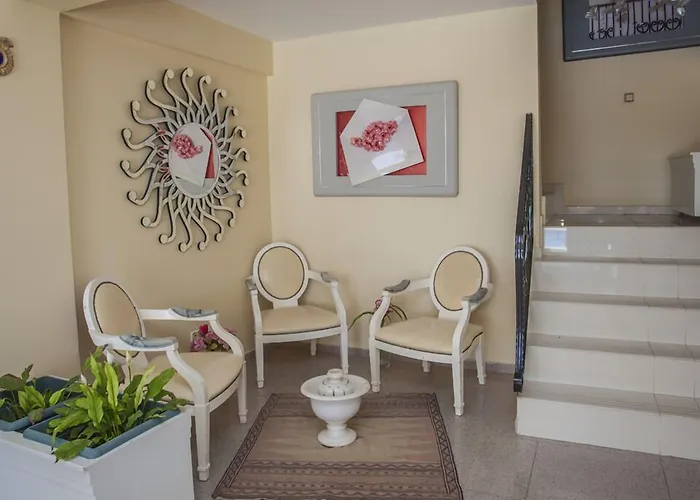 ホテル My Solmaz Çeşme